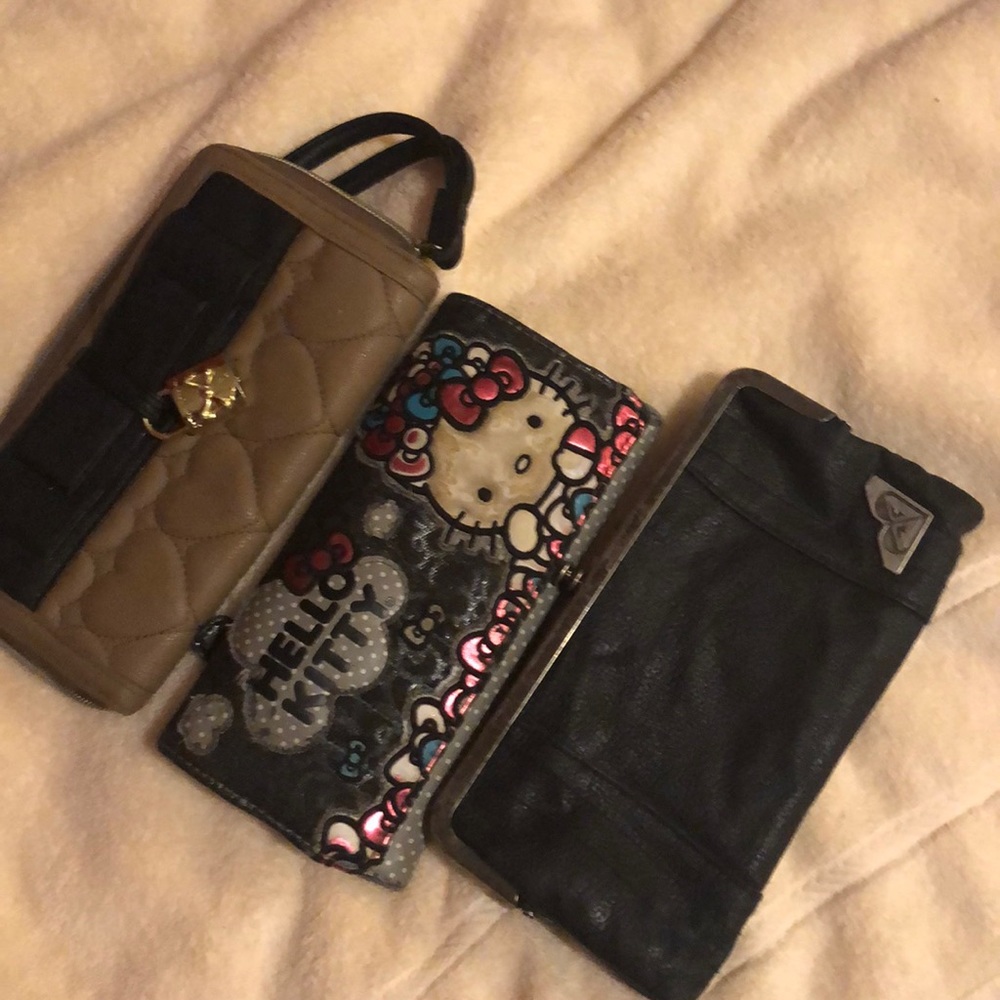 Wallets slightly used